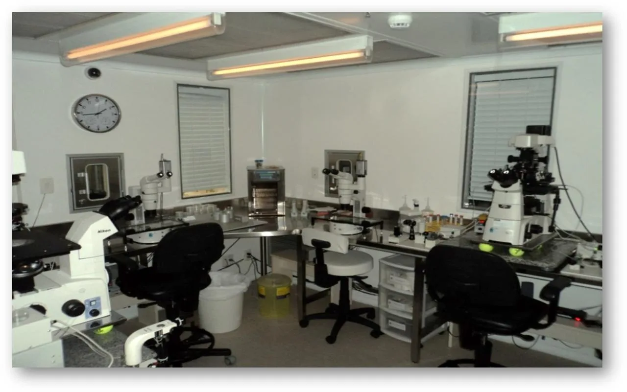 Laboratório de embriologia onde são feitos os procedimentos de alta complexidade